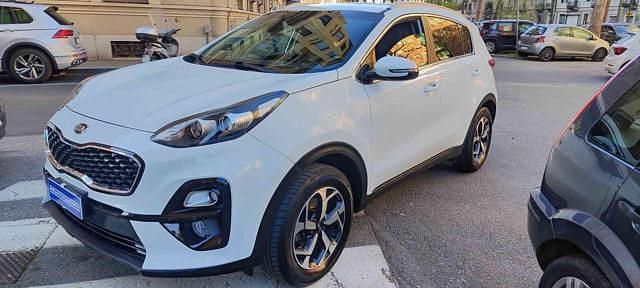 Usata Kia Sportage 132 CV (97 kW) 2019 Bianco pastello SUV