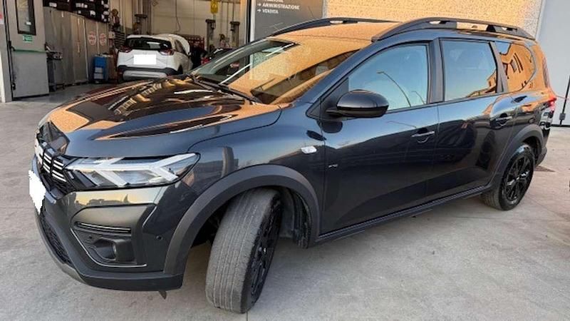 Usata Dacia Jogger Extreme 101 CV (74 kW) 2023 Nero Monovolume