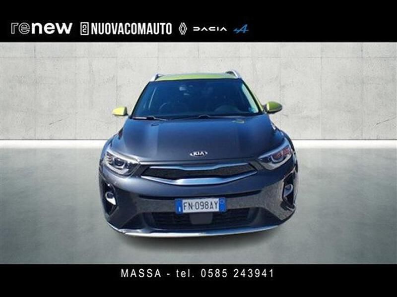 Usata Kia Stonic Style 110 CV (80 kW) 2018 Grigio scuro SUV