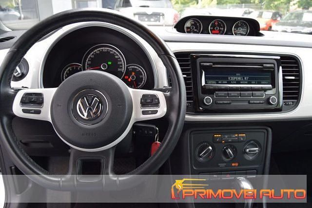 Usata VW Beetle Cabriolet 105 CV (77 kW) 2013 Bianco Cabrio
