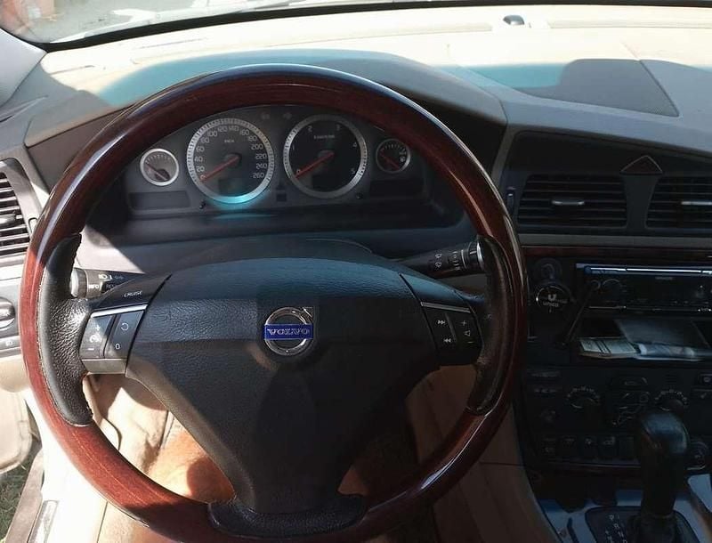 Usata Volvo XC70 Summum 185 CV (136 kW) 2006 Bianco Station wagon