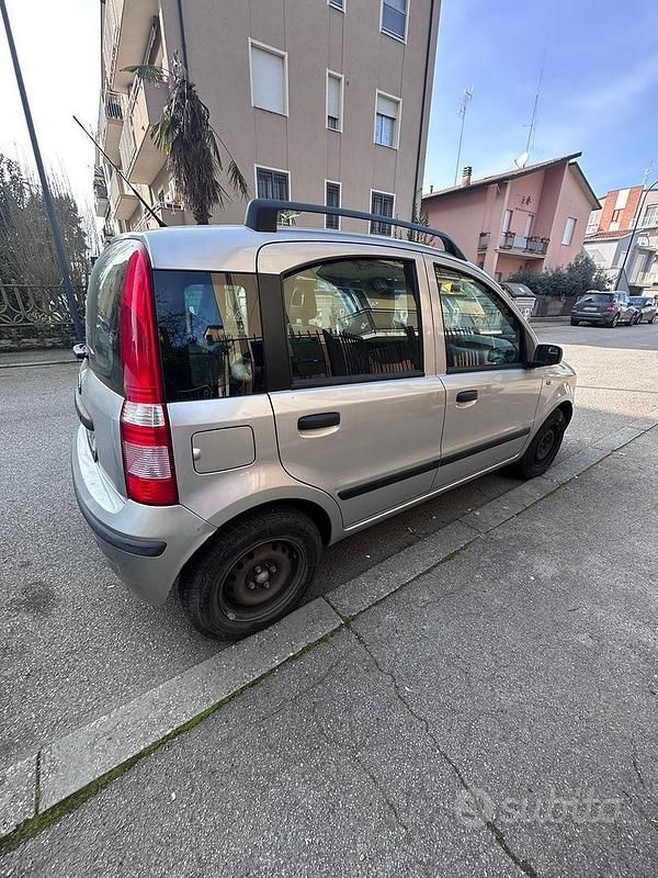 Usata Fiat Panda Dynamic 60 CV (44 kW) 2007 Grigio Utilitaria