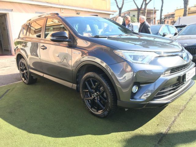 Antracite Usata 2019 Toyota RAV4 Hybrid SUV | 18.400 € (Ottimo prezzo) - Immagine 1/4