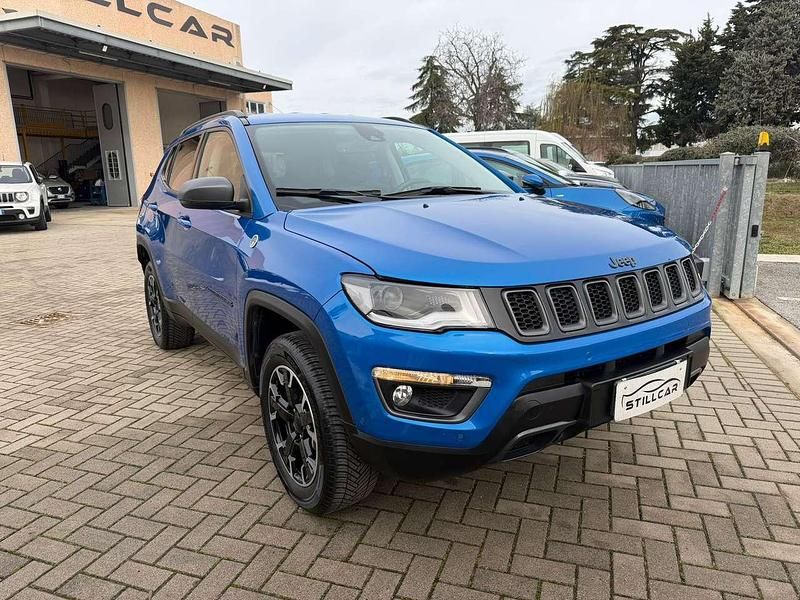 Usata Jeep Compass Trailhawk 179 CV (131 kW) 2021 Blu/azzurro SUV