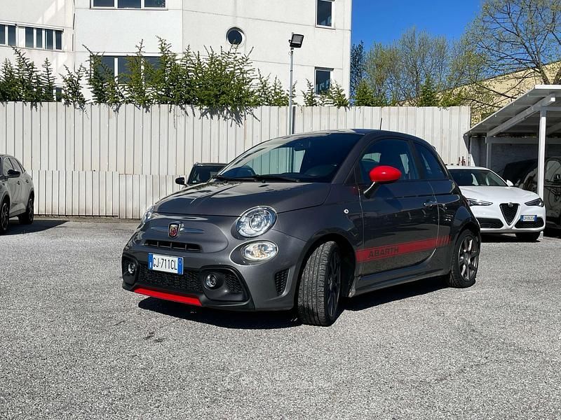 Usata Abarth 595 144 CV (105 kW) 2022 Grigio Utilitaria