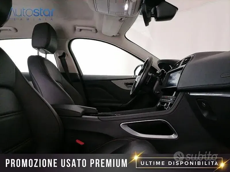 Usata Jaguar F-Pace Prestige 180 CV (132 kW) 2021 Grigio SUV