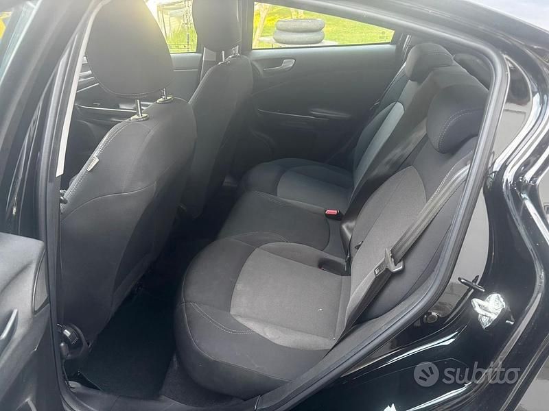 Usata Alfa Romeo Giulietta Distinctive 150 CV (110 kW) 2015 Nero Utilitaria