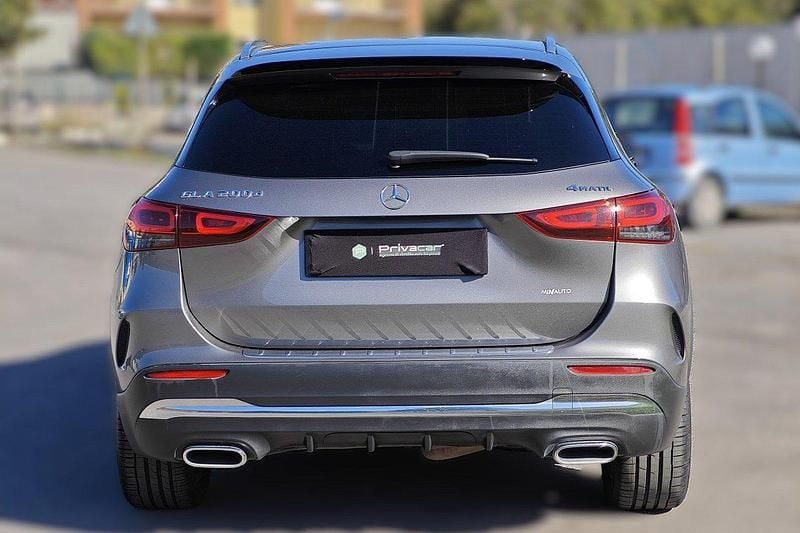 Usata Mercedes GLA200 Premium 150 CV (110 kW) 2020 Grigio SUV