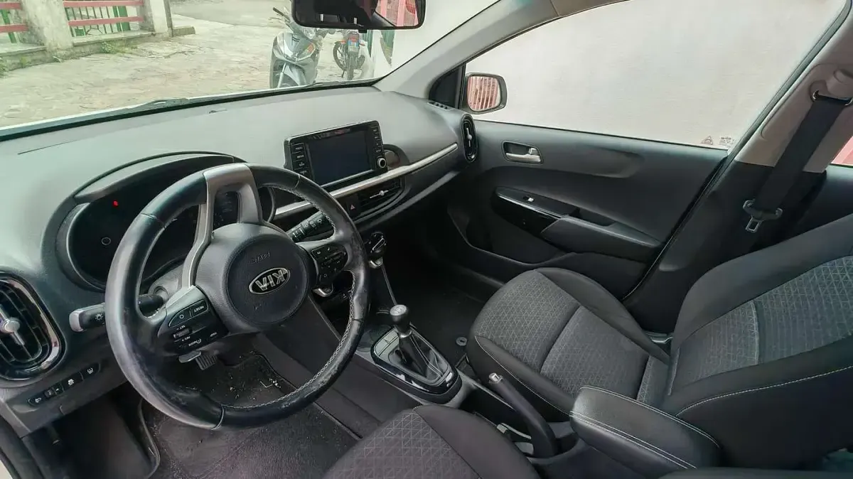 Usata Kia Picanto 67 CV (49 kW) 2017 Utilitaria