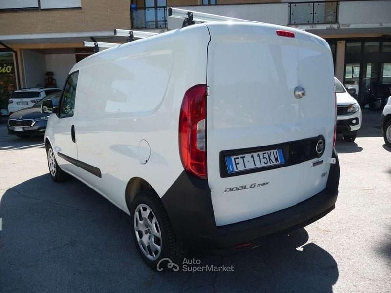 Usata Fiat Doblò 120 CV (88 kW) 2019 Bianco Monovolume
