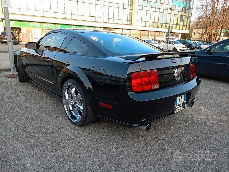 Usata Ford Mustang 2007 Nero Coupé