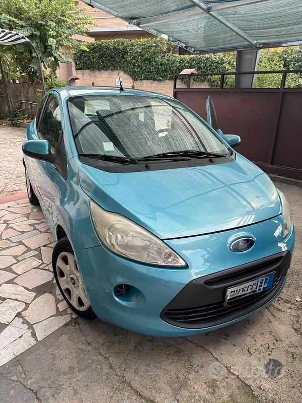 Blu Usata 2012 Ford Ka Due volumi | 2500 € - Immagine 1/4
