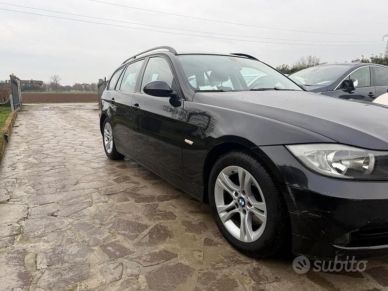 Begagnad BMW 320 M Sport 177 HK (130 kW) 2007 Svart Kombi