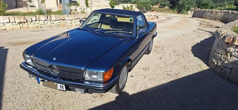 Usata Mercedes SL280 185 CV (136 kW) 1981 Blu/azzurro Cabrio