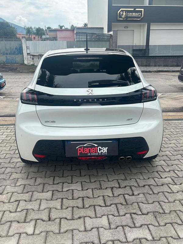 Usata Peugeot 208 GT 131 CV (96 kW) 2022 Bianco Utilitaria