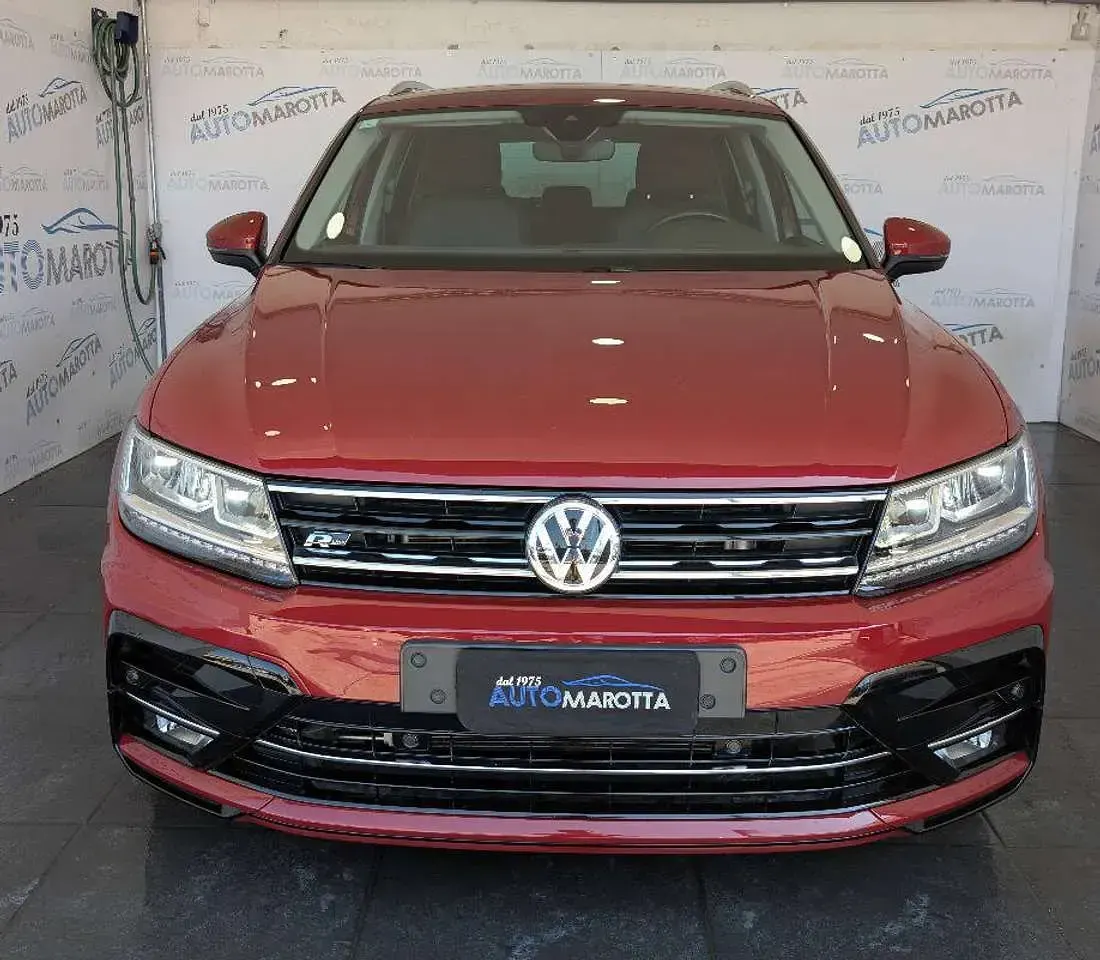 Usata VW Tiguan Sportline 116 CV (85 kW) 2018 Rosso SUV