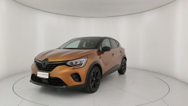 Arancione Usata 2022 Renault Captur Rive Gauche SUV | 18.950 € (Buon prezzo) - Immagine 1/4
