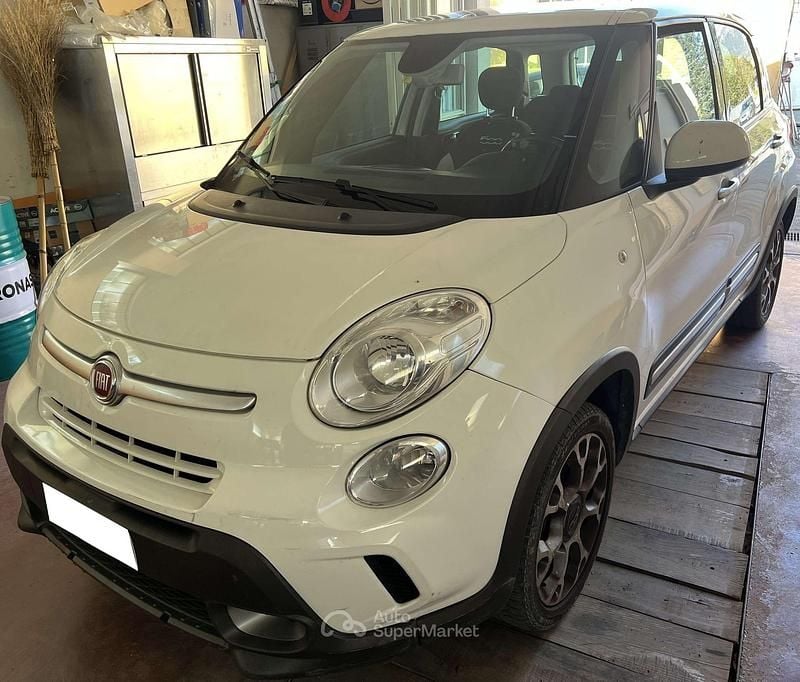 Usata Fiat 500L Trekking 95 CV (69 kW) 2016 Bianco Monovolume