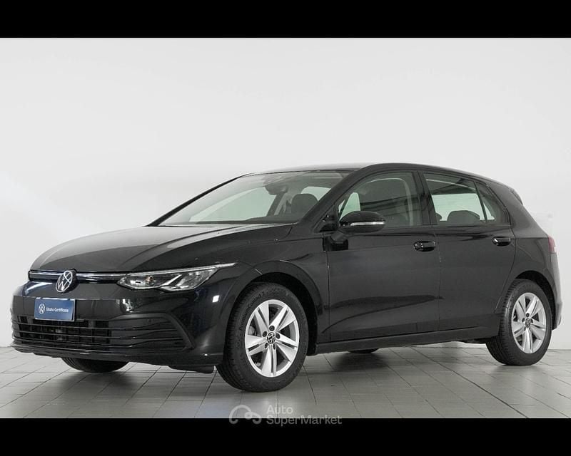 Nero Usata 2022 VW Golf Life Berlina | 19.800 € (Buon prezzo) - Immagine 1/4