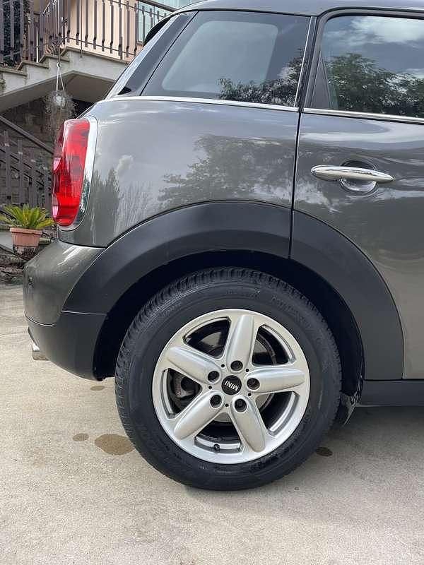 Usata Mini One D Countryman 90 CV (66 kW) 2013 Grigio SUV