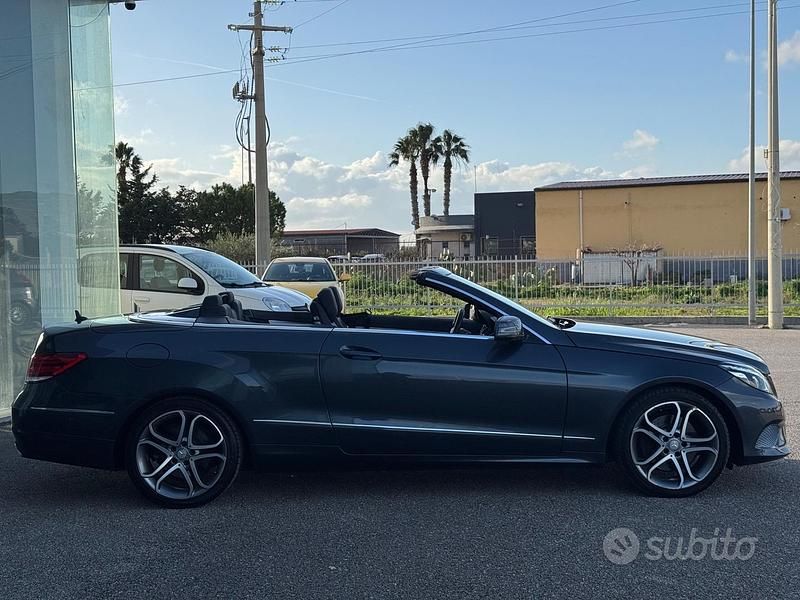 Usata Mercedes E250 203 CV (149 kW) 2013 Grigio Cabrio