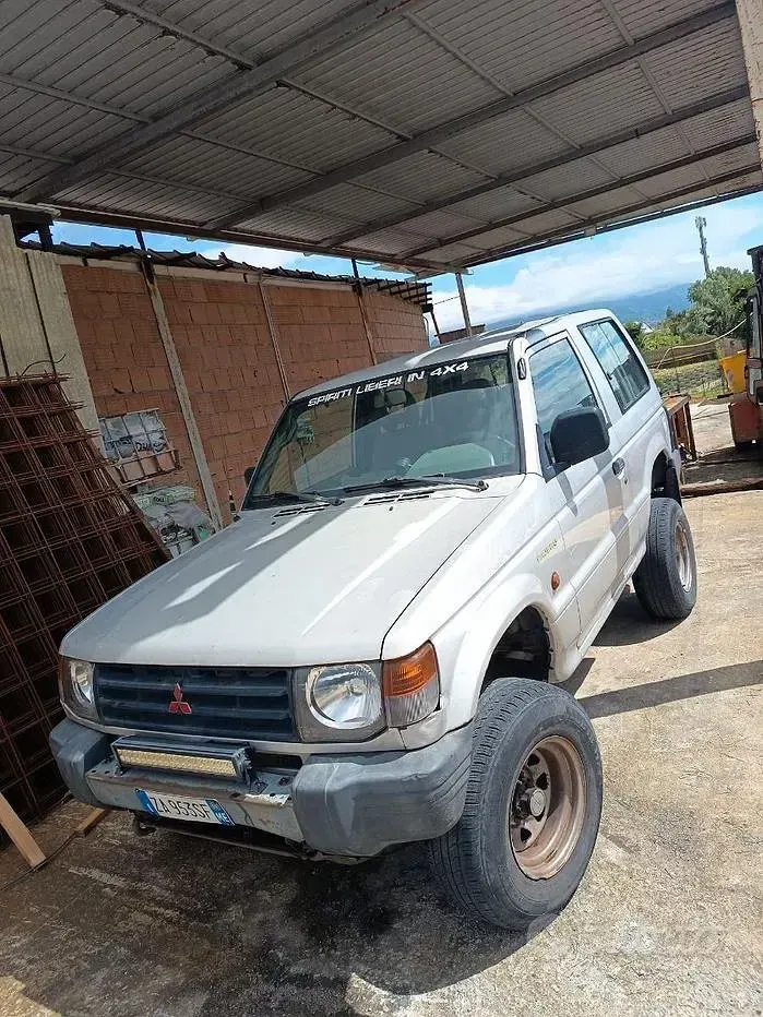 Usata Mitsubishi Pajero 100 CV (73 kW) 1999 SUV