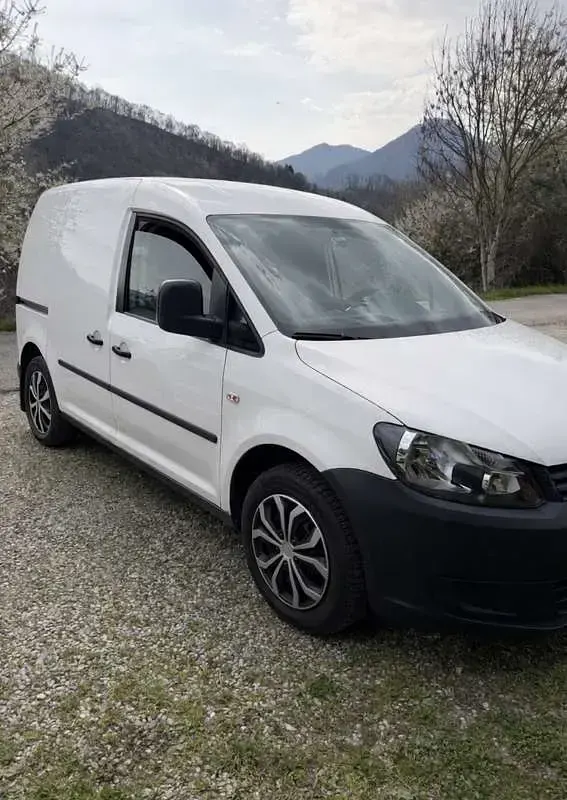 Usata VW Caddy 102 CV (75 kW) 2011 Monovolume