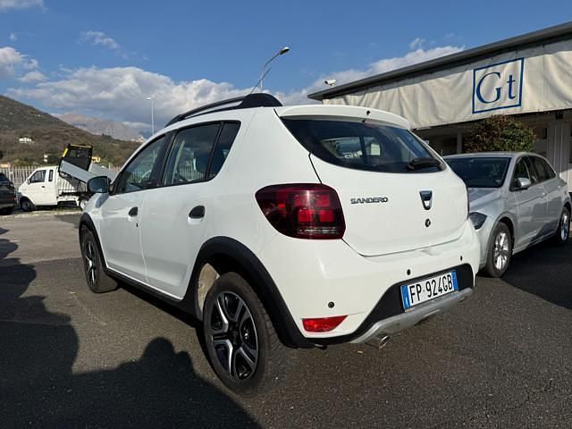 Usata Dacia Sandero Stepway 90 CV (66 kW) 2017 Bianco