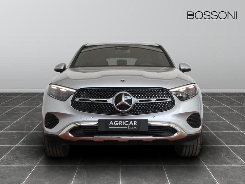 Nuova Mercedes GLC220 Advanced 197 CV (144 kW) 2025 Argento Coupé