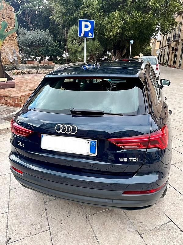 Usata Audi Q3 150 CV (110 kW) 2019 Blu SUV