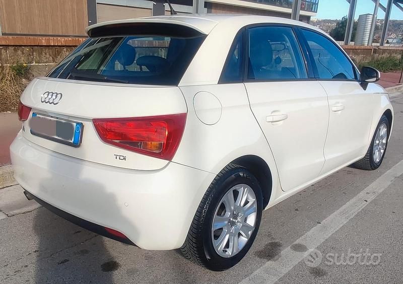Usata Audi A1 Sportback 90 CV (66 kW) 2015 Bianco Utilitaria