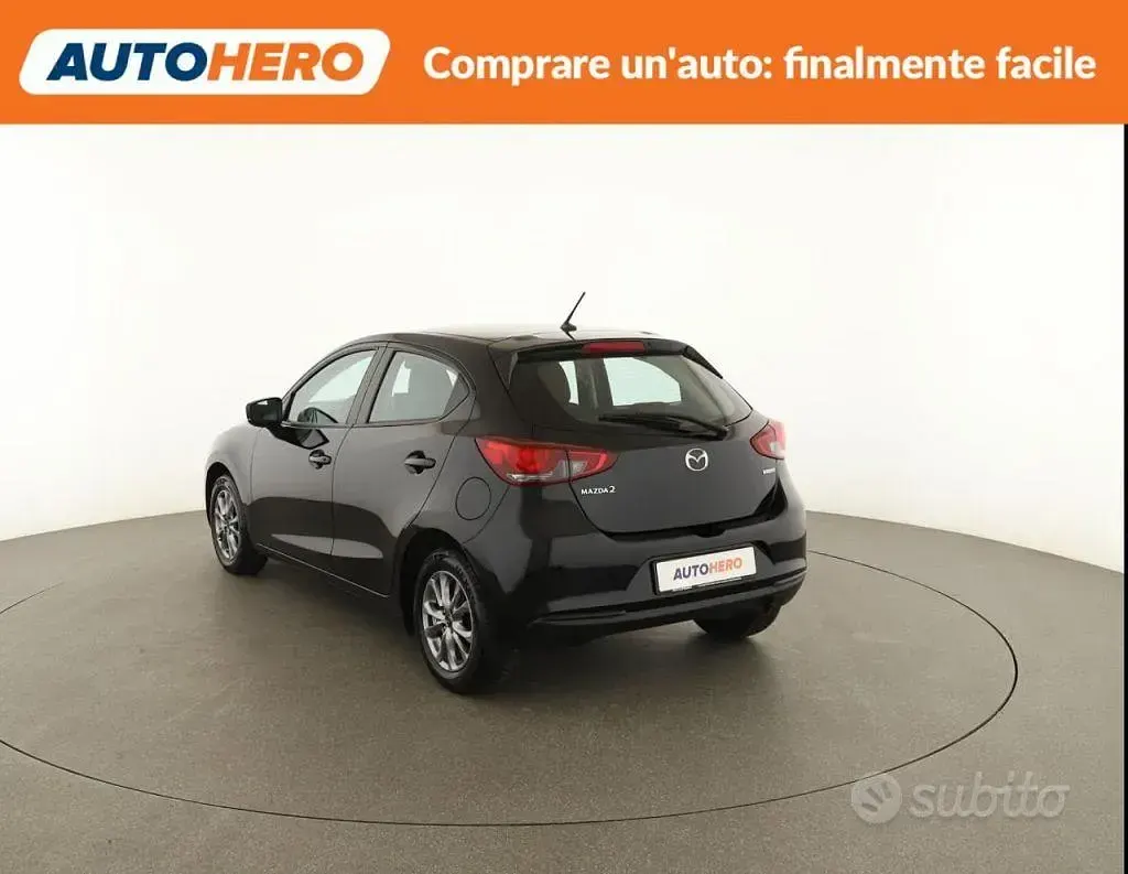 Usata Mazda 2 90 CV (66 kW) 2022 Nero Berlina
