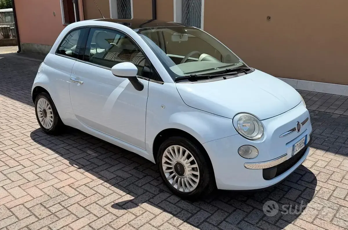 Usata Fiat 500 Lounge 75 CV (55 kW) 2009 Cabrio