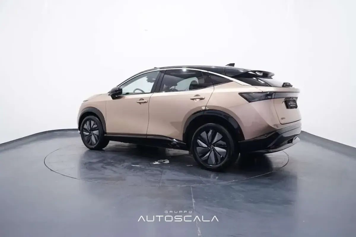 Usata Nissan Ariya Advance 44 kW (61 CV) 2022 Sunrise copper pearl SUV