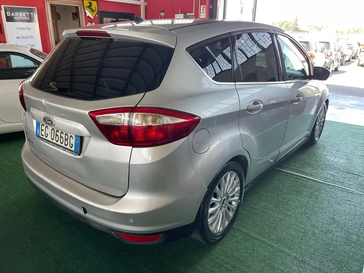 Begagnad Ford C-MAX Titanium 115 HK (84 kW) 2011 Silver Minibuss