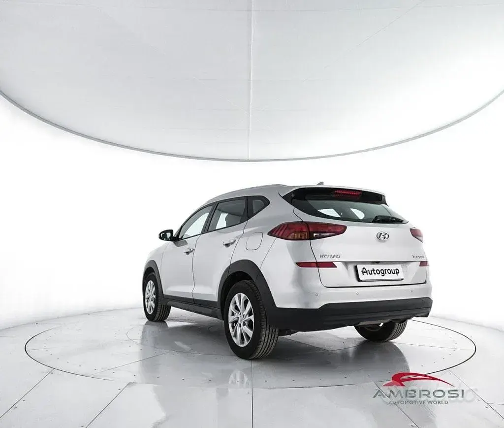 Second-hand Hyundai Tucson 116 CP (85 kW) 2018 Argintiu SUV