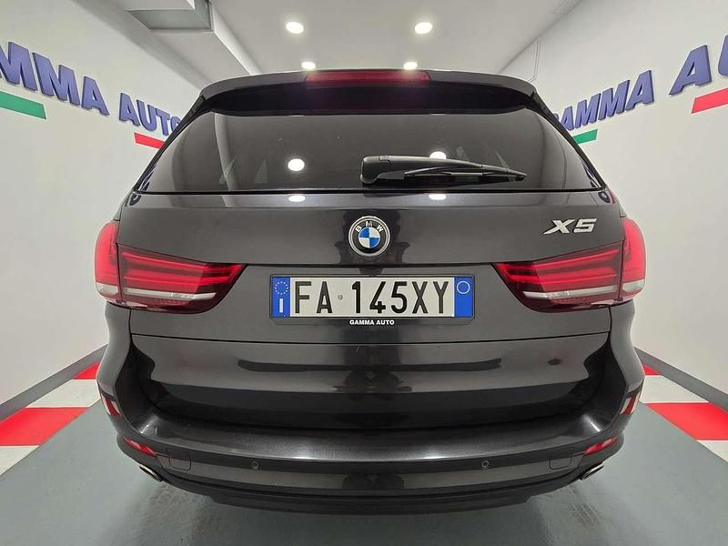 Begagnad BMW X5 Luxury Line 218 HK (160 kW) 2015 Grå SUV