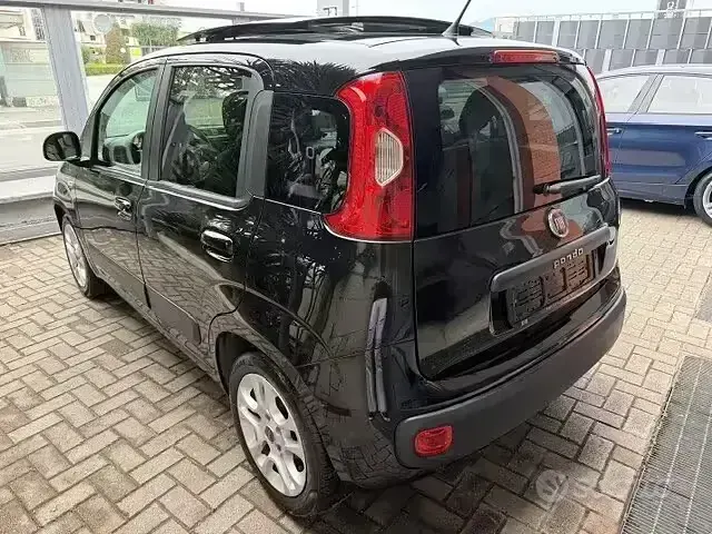 Usata Fiat Panda Lounge 85 CV (62 kW) 2015 Nero Utilitaria