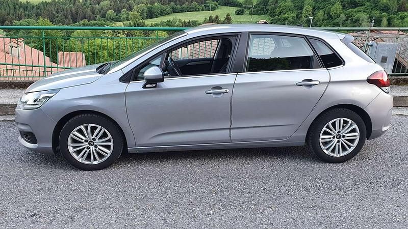 Usata Citroën C4 Feel 99 CV (72 kW) 2016 Argento Berlina