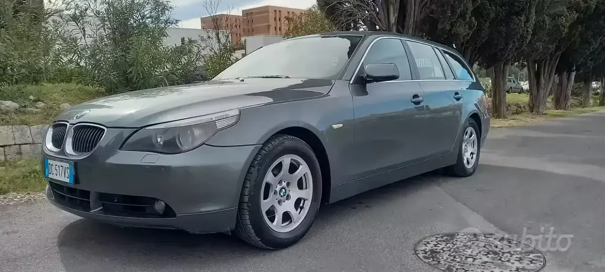 Usata BMW 520 163 CV (119 kW) 2006 Grigio Station wagon