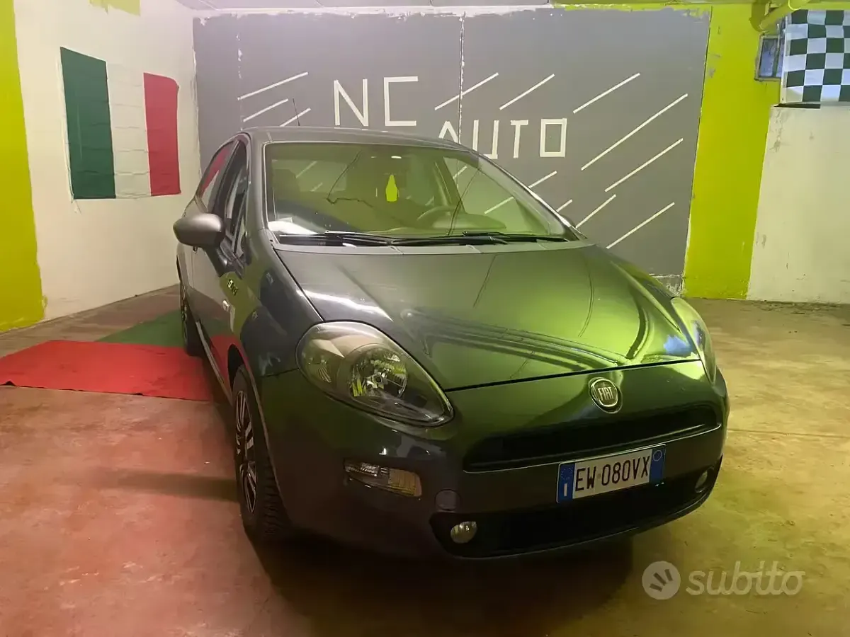 Usata Fiat Grande Punto Young 75 CV (55 kW) 2014 Utilitaria