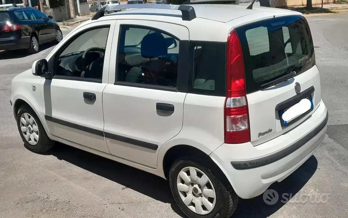 Usata Fiat Panda Dynamic 60 CV (44 kW) 2009 Bianco Utilitaria