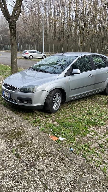 Usata Ford Focus 2005 Grigio Berlina