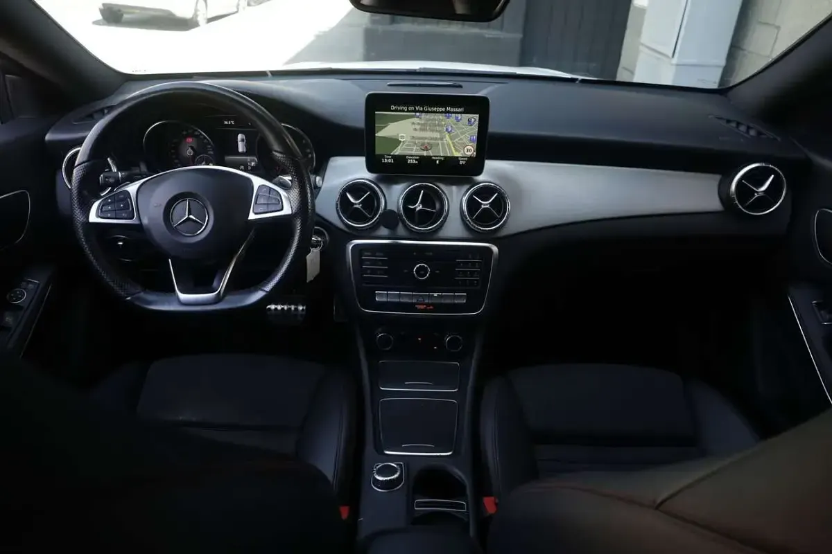 Usata Mercedes CLA200 Premium 177 CV (130 kW) 2016 Bianco Coupé
