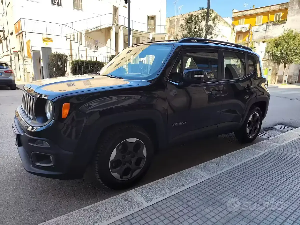 Gebraucht Jeep Renegade 120 PS (88 kW) 2016 Schwarz SUV