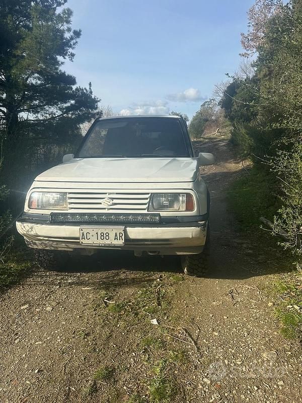 Usata Suzuki Vitara 1991 Bianco SUV