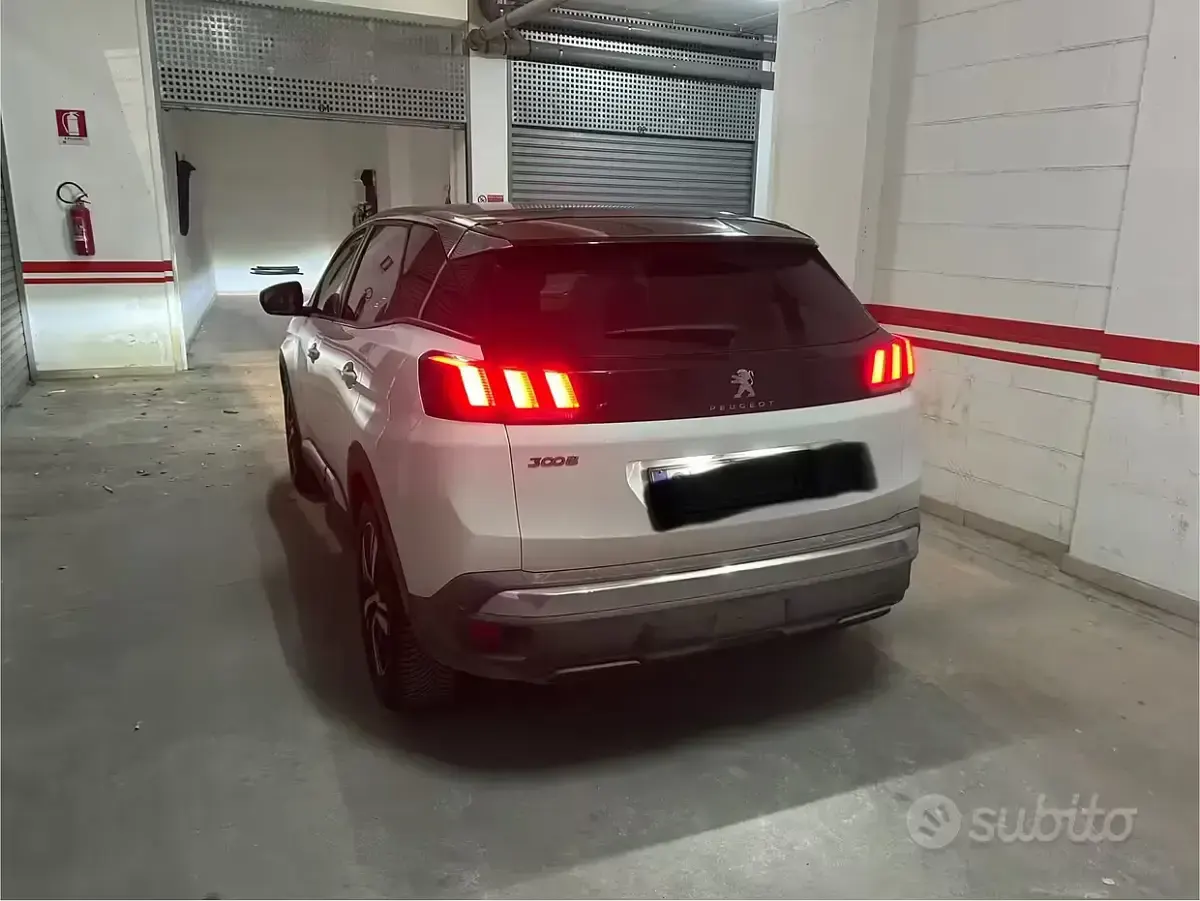 Usata Peugeot 3008 120 CV (88 kW) 2016 Bianco SUV
