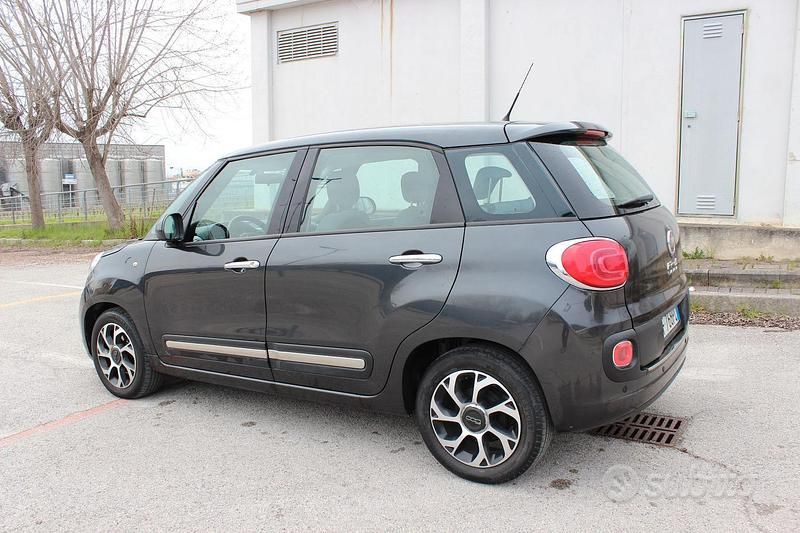 Usata Fiat 500L Pop Star 95 CV (69 kW) 2016 Nero Monovolume