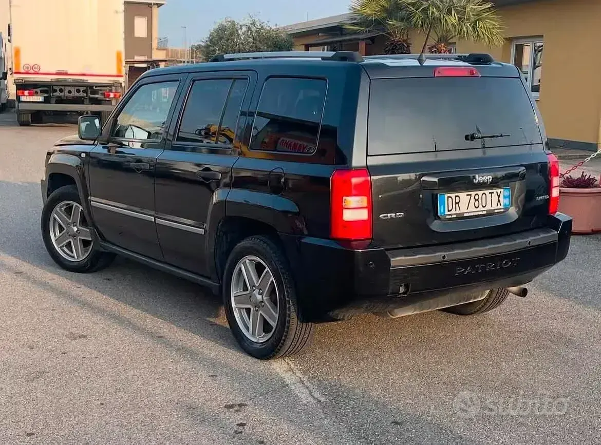 Usata Jeep Patriot Limited 140 CV (102 kW) 2008 Nero SUV