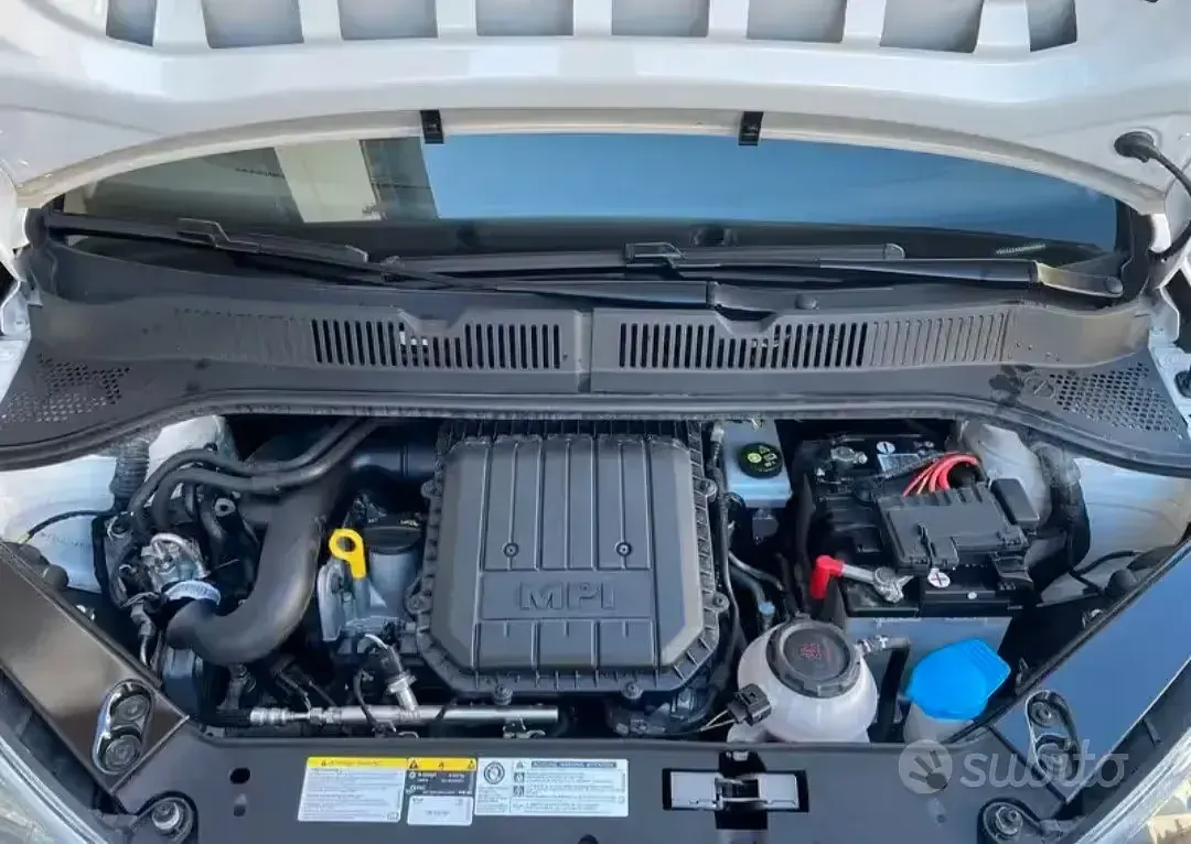 Usata VW up! 68 CV (50 kW) 2018 Bianco Utilitaria